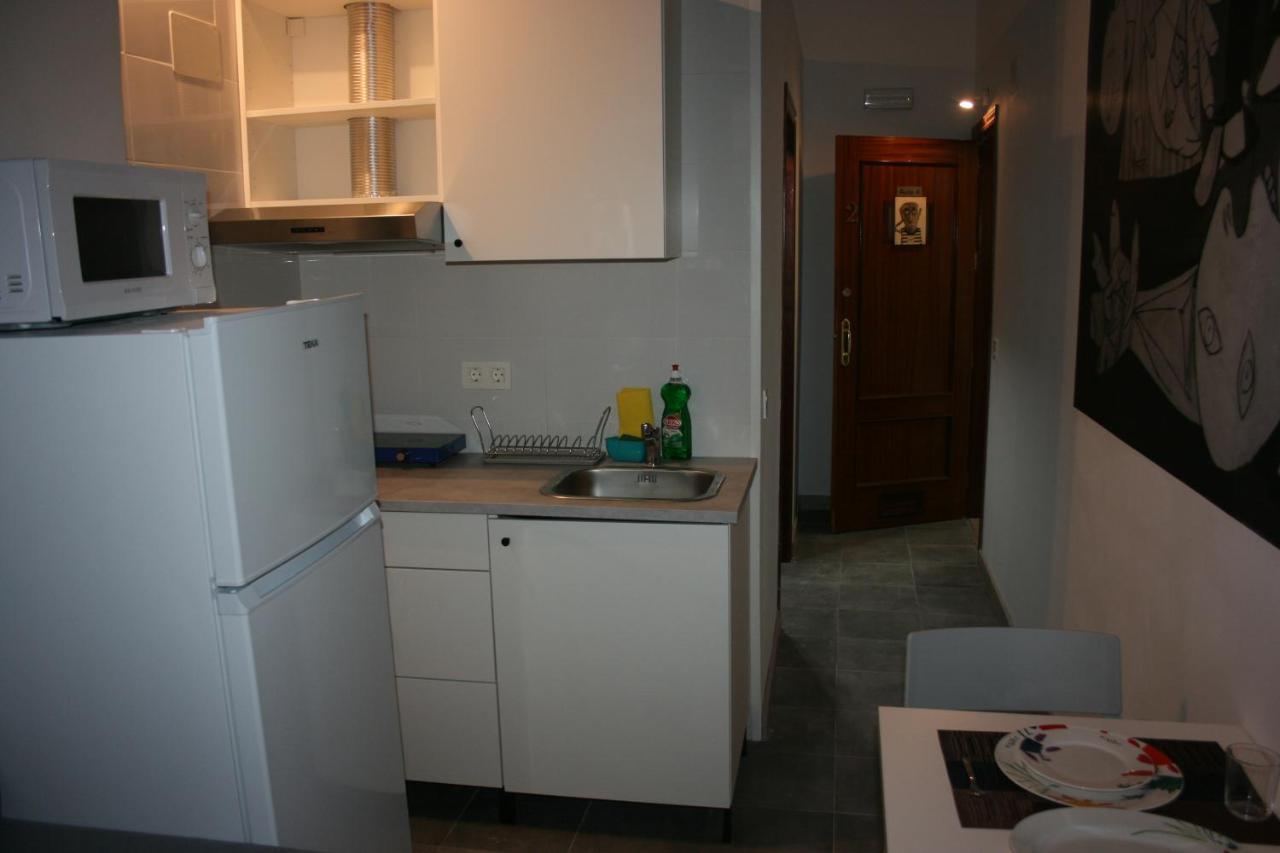 Golondrinas De Malaga "Apartamentos Con Mucho Arte" Y Terraza Solarium En Coliving Esterno foto