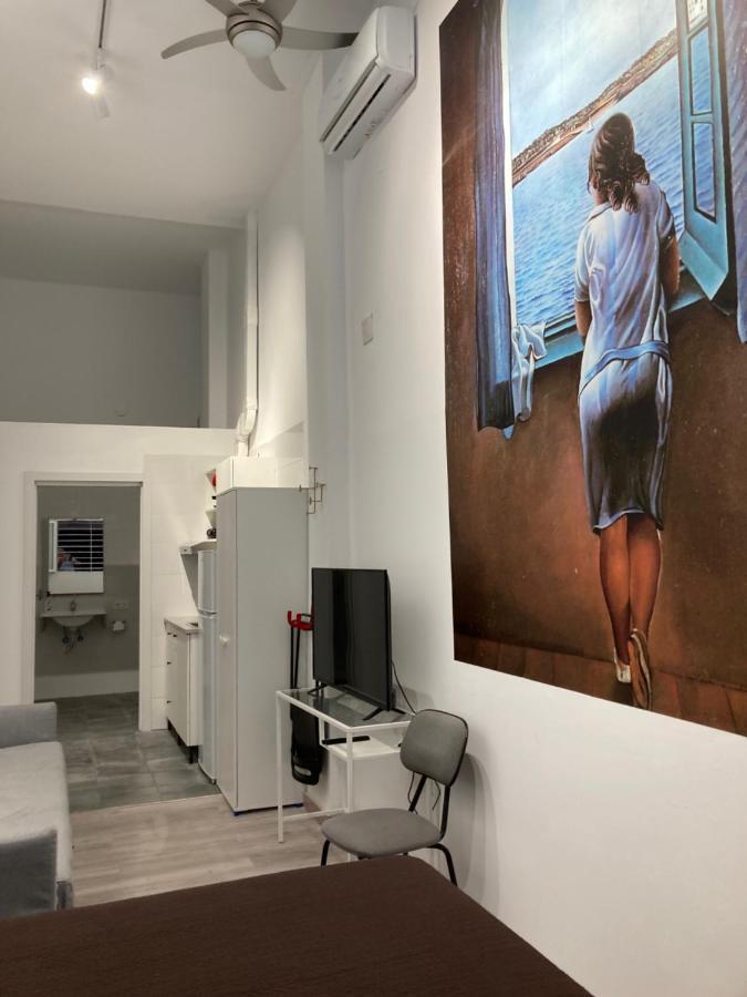 Golondrinas De Malaga "Apartamentos Con Mucho Arte" Y Terraza Solarium En Coliving Esterno foto